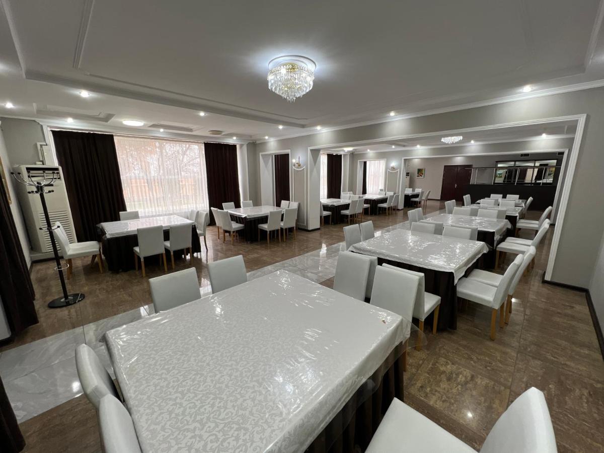 Yassy Hotel, Turkistan Ngoại thất bức ảnh