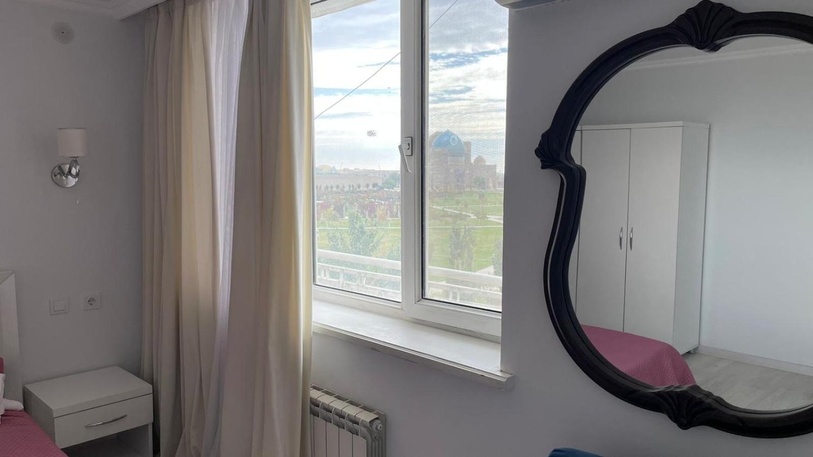 Yassy Hotel, Turkistan Ngoại thất bức ảnh