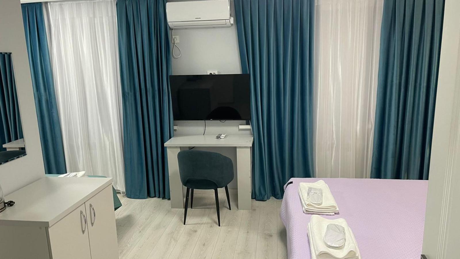 Yassy Hotel, Turkistan Ngoại thất bức ảnh