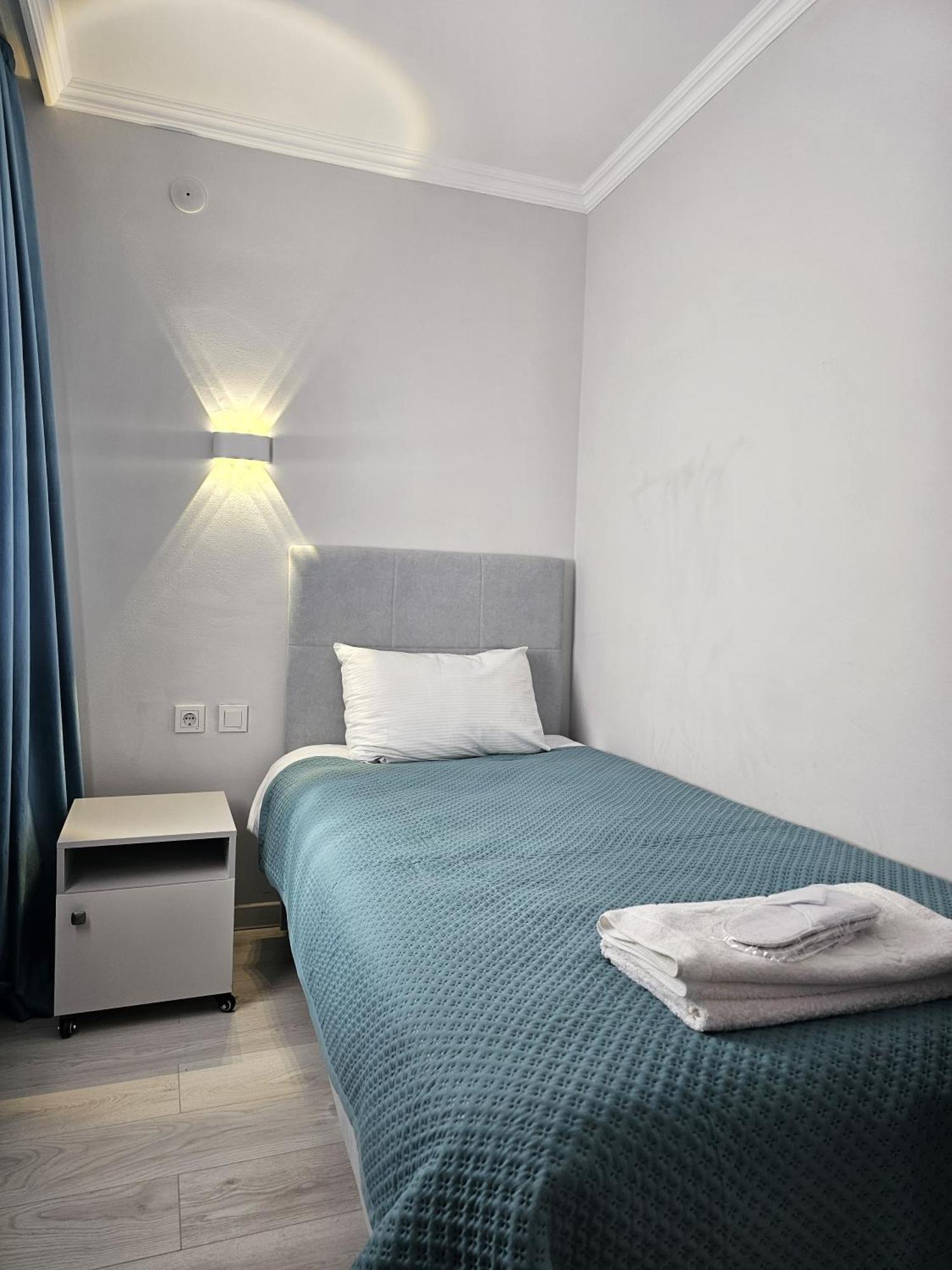 Yassy Hotel, Turkistan Ngoại thất bức ảnh