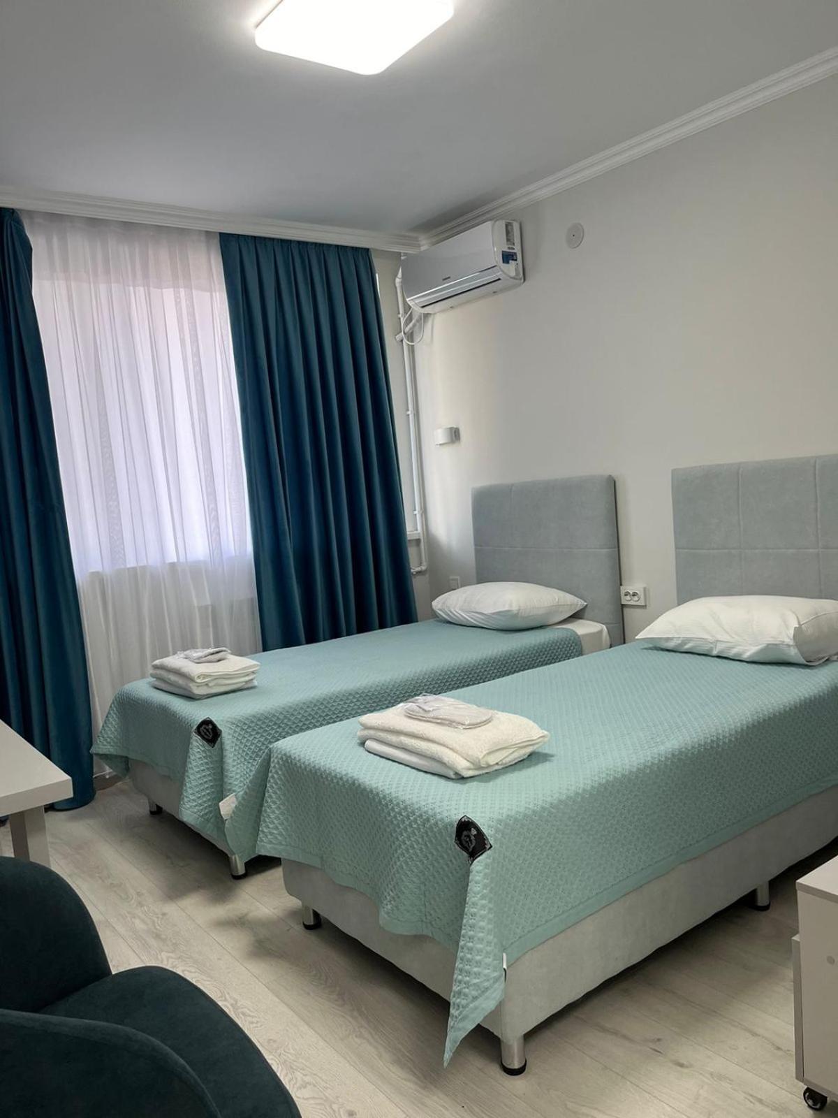 Yassy Hotel, Turkistan Ngoại thất bức ảnh