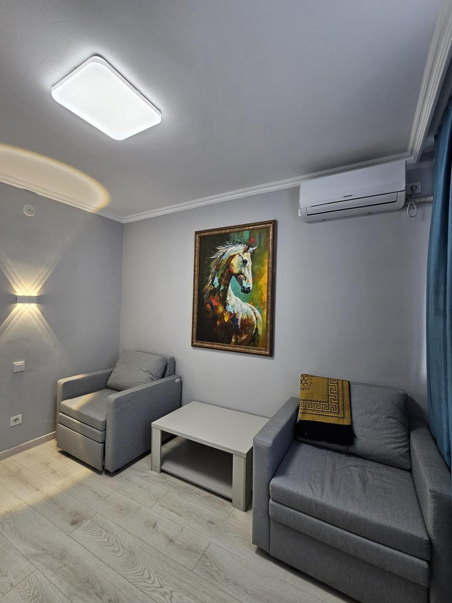 Yassy Hotel, Turkistan Ngoại thất bức ảnh