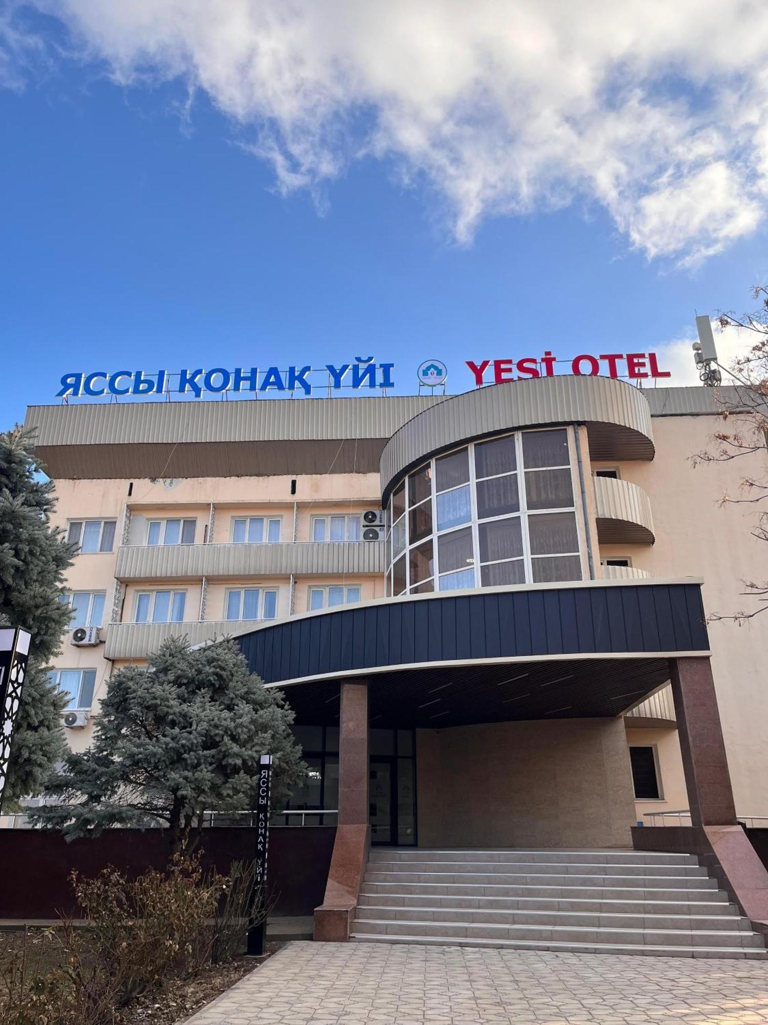 Yassy Hotel, Turkistan Ngoại thất bức ảnh